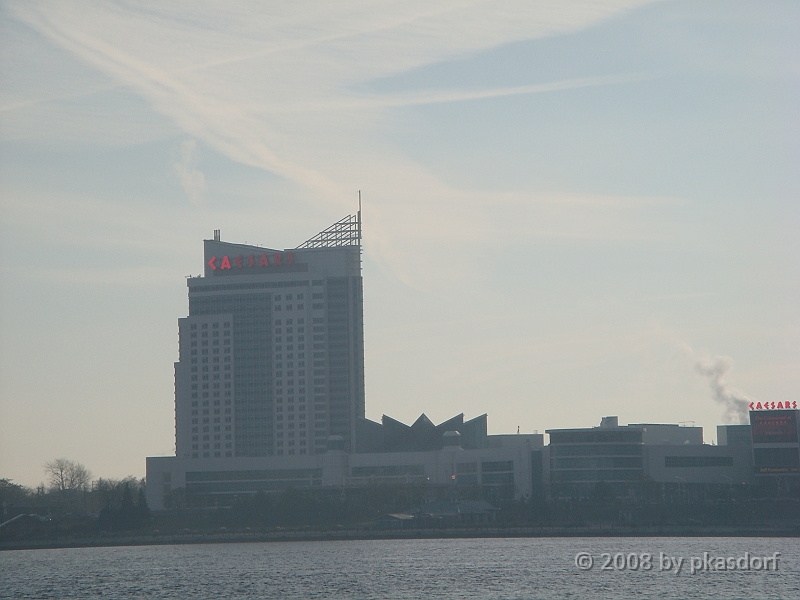 042 Detroit Scenes [2008 Nov 27].JPG - Scenes from Detroit during the Turkey Trot on Thanksgiving Day.